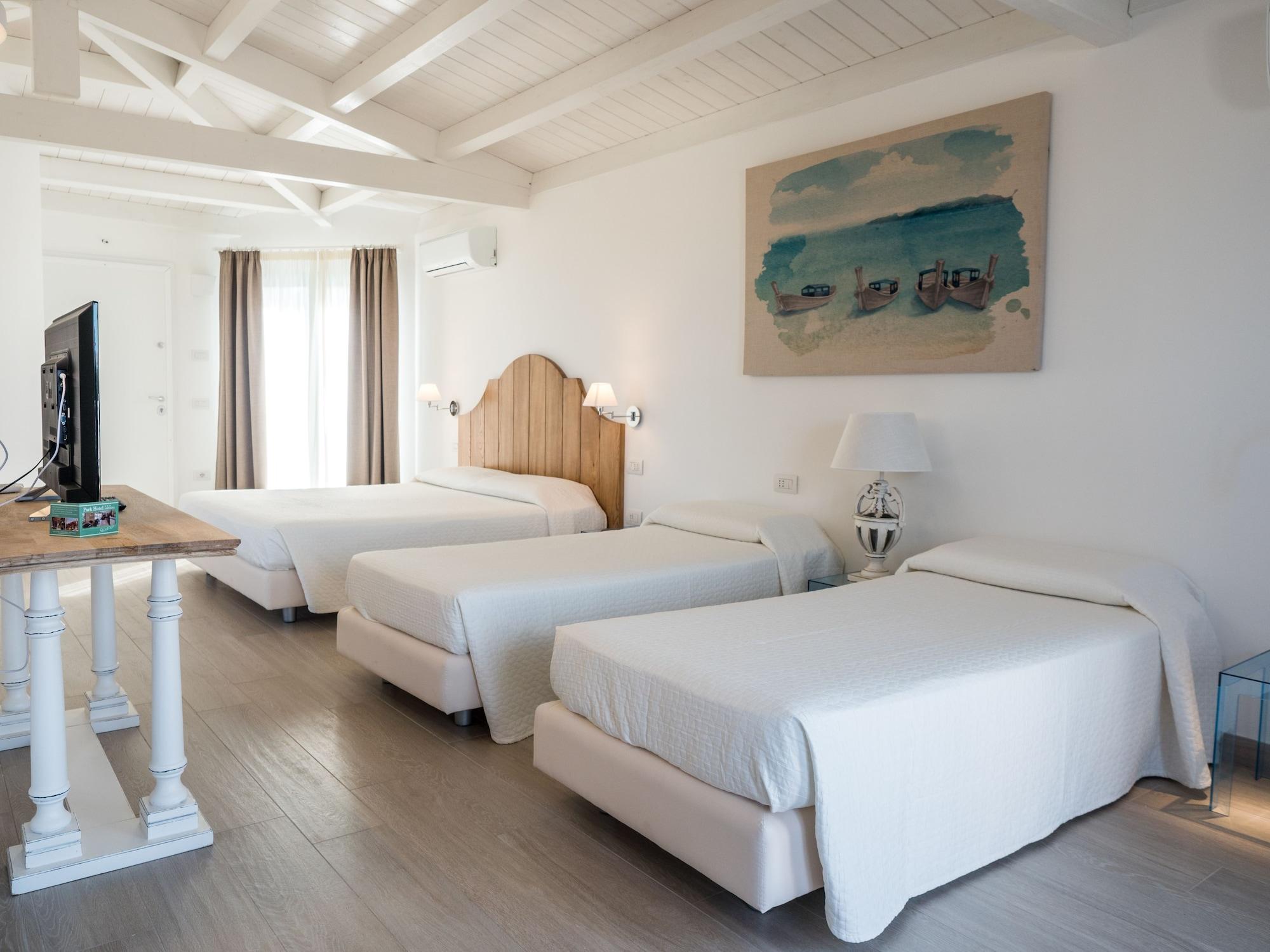 Park Hotel Asinara Стинтино Екстериор снимка